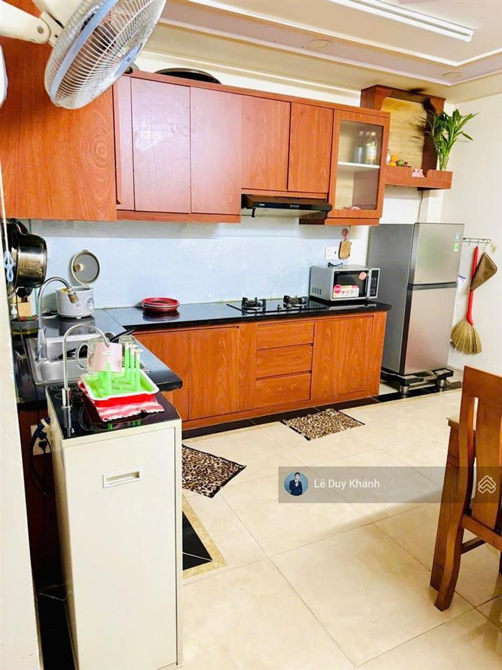 Gấp định cư '9,5 tỷ giảm về 8,6 tỷ'  bán gấp nhà 5 tầng (4,3m x 13m)  hẻm xe hơi giáp phú nhuận