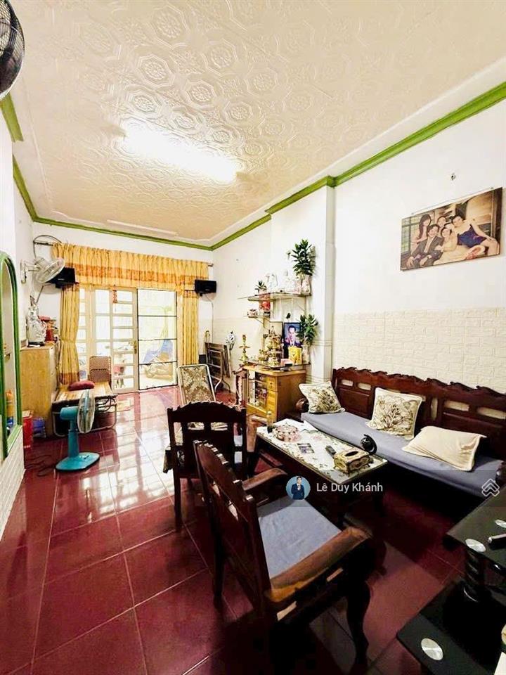 Gấp bán 9 tỷ giảm về 7,5 tỷ  bán nhanh nhà 3 tầng 60m2  2 mặt tiền yên đỗ ngay chợ bà chiểu