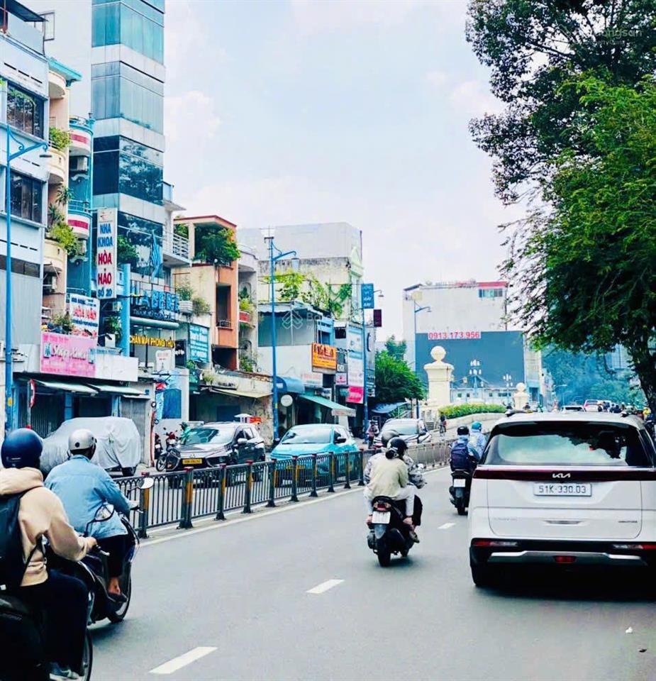 Hàng hiếm nhà 3 tầng 45m2  mặt tiền kinh doanh lê văn duyệt ngay cầu bông q.1  chỉ nhỉnh 8 tỷ