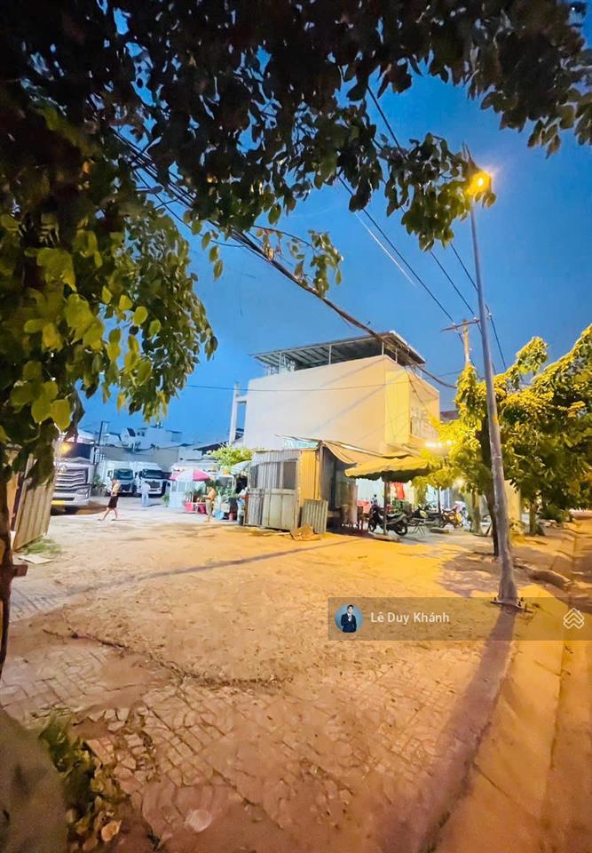Gấp định cư "100 tỷ giảm về 84.99tỷ"  bán nhà mặt tiền lê thị riêng ~1000m2  dòng tiền 400tr/năm