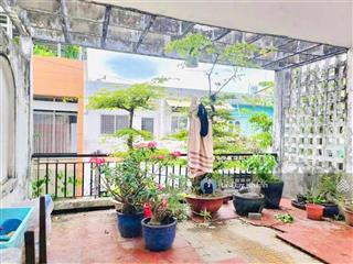 Gấp bán "9,5 tỷ giảm về 8,9 tỷ"  bán nhanh nhà 3 tầng 65m2 (5m x 13m)  hẻm xe hơi nguyễn văn đậu