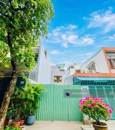 Gấp bán "10 tỷ giảm về 7.98 tỷ"  bán nhanh lô đất đẹp 68m2 (4m x 17m)  đường 12m ngay đh văn lang