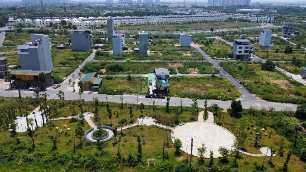 chỉ 8.x tỷ sở hữu ngay lô đất 48m hướng nam sát kđt an lạc đương 11m 2 vỉa hè rộng thênh thang