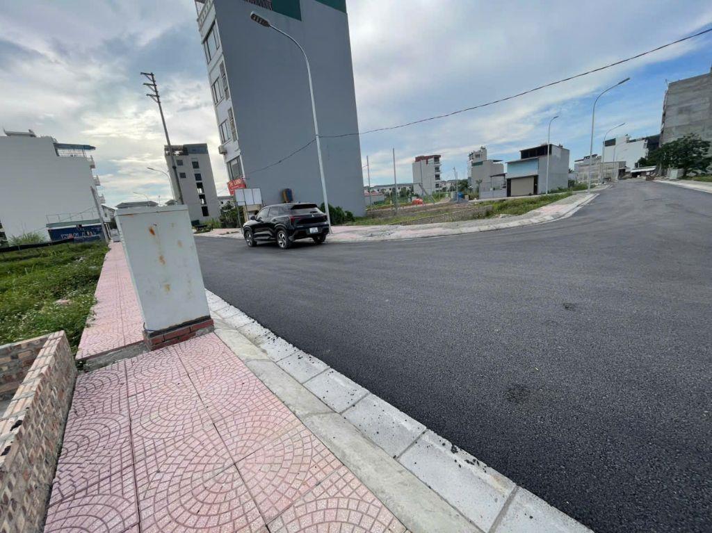 Bán lô 53.7m2 2 mặt thoáng sát KĐT An Lạc đường 11m cách vài bước chân đường Vành Đai 3.5