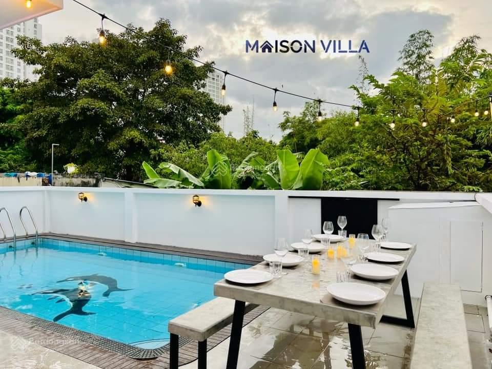 Cho thuê nguyên căn biệt thự có hồ bơi  tại kdc làng đại học abc  giá 40tr/tháng