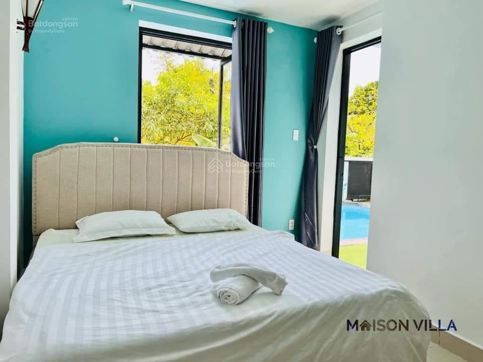 Cho thuê nguyên căn biệt thự có hồ bơi  tại kdc làng đại học abc  giá 40tr/tháng