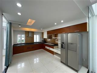 Cần cho thuê nhà  1 trệt  2,5 lầu  kdc phước kiển a  nhà bè  nội thất gần đủ. giá 22tr