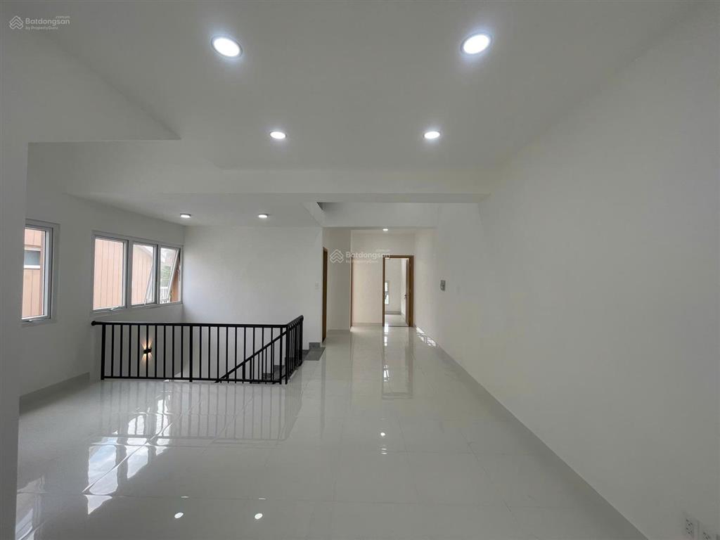 Cho thuê biệt thự dragon parc giá tốt nhất thị trường.