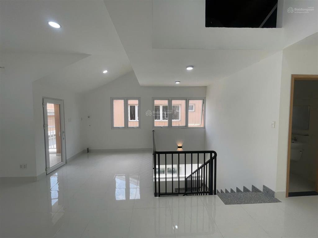 Cho thuê biệt thự dragon parc giá tốt nhất thị trường.