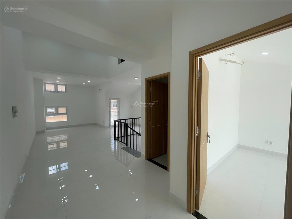 Cho thuê biệt thự dragon parc giá tốt nhất thị trường.