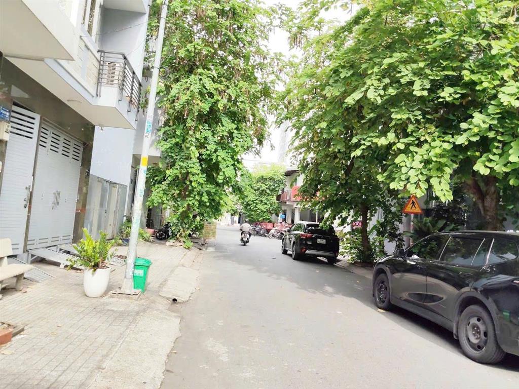 Chdv kdc phú mỹ quận 7  phòng lớn 35m2 thoáng mát  full nội thất