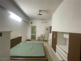 Chdv full nt, bếp, rộng 25m2, cửa sổ trời, thoáng mát, an ninh, đường lơn, ko ngập