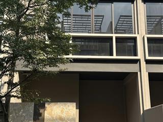 Chính chủ cần bán nhà phố t4.19 giá 9.750