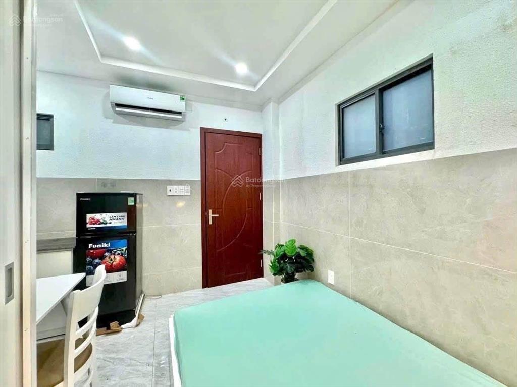 Căn hộ cho thuê cổng sau đh bách khoa  tô hiến thành  có thang máy  bảo vệ  hầm xe