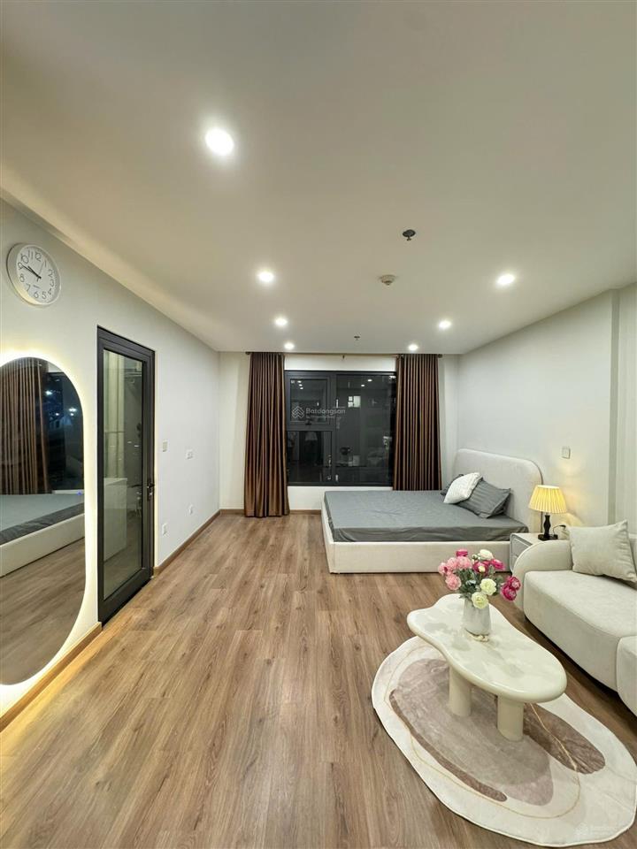 Giá tốt ! studio full nội thất tòa i2 32m chỉ 3.2 tỷ bao phí sang tên imperia smart city