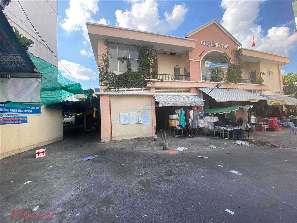 Chính chủ cần nhà mặt phố lạc long quân, phường 10, quận 11, tp. hcm trước cổng chợ bình thới