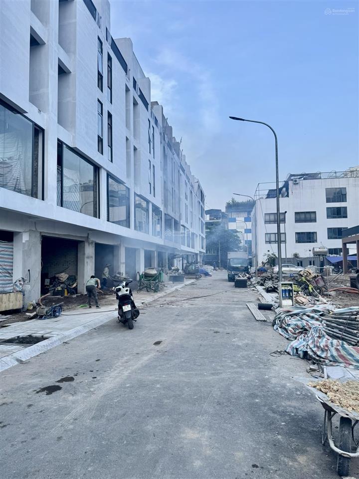 Siêu phẩm biệt thự nội đô  lạc trung, hai bà trưng  biệt thự 270m2  5 tầng