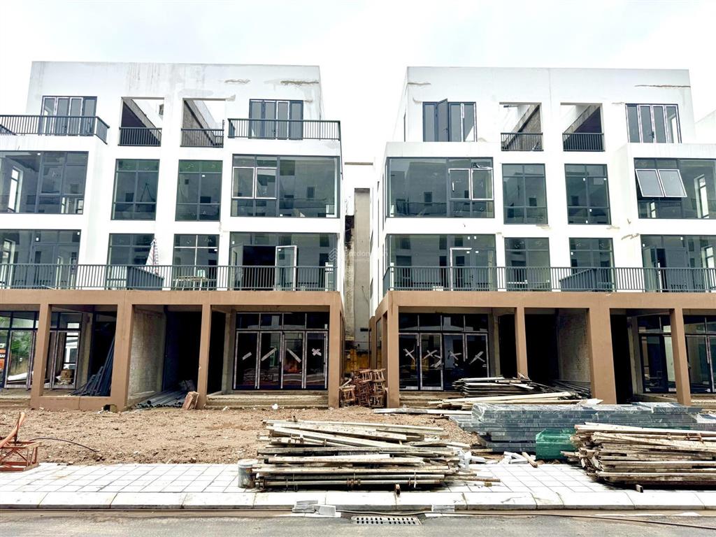 Bán biệt thự sân vườn nội đô  lạc trung  hai bà trưng