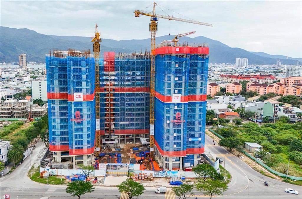 Chính chủ bán căn 2 phòng ngủ  view sông hàn  giá có thương lượng