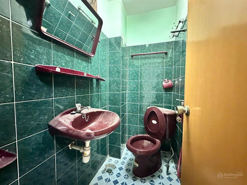 Chính chủ cho thuê nguyên căn xe hơi