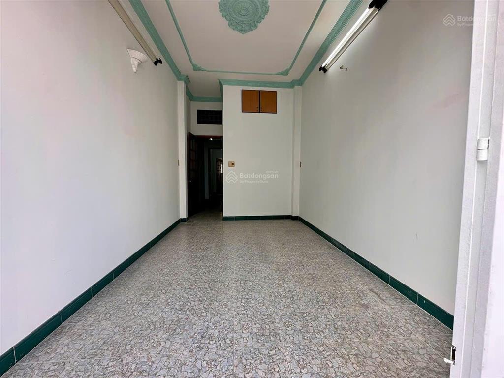 Chính chủ cho thuê nguyên căn xe hơi