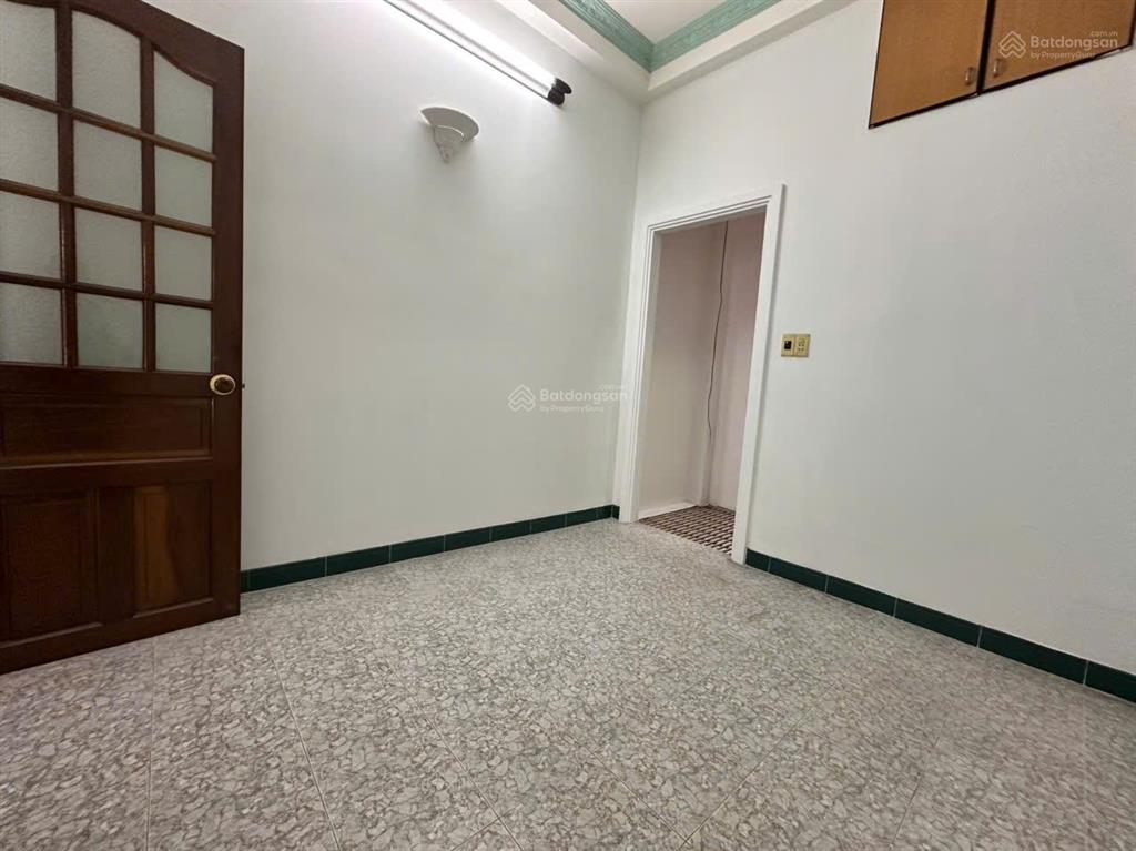 Chính chủ cho thuê nguyên căn xe hơi