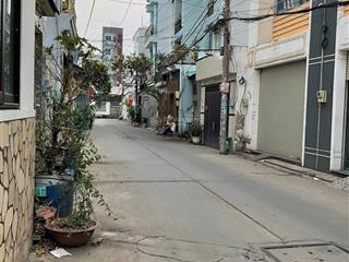 Bán nhà đường bình thành thông liên khu 45 . bình tân dt  5.5 x 18m 1 trệt 1 lầu . giá 6.3 tỷ