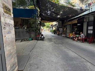 Bán nhà chính chủ, vị trí mt hẻm đs 9 bhh bình tân hẻm 7m thông, dt 4,5 x 16m nở hậu. 1 lầu, 5 tỷ