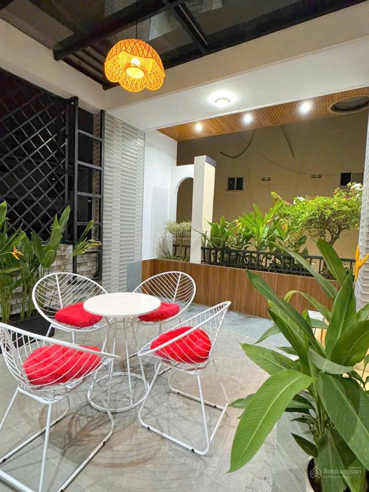 Nhà đs3 bhh bình tân, ngay chung cư gia phú, diện tích đất 85m2, sàn 200m2 sử dụng. 6,5 tỷ