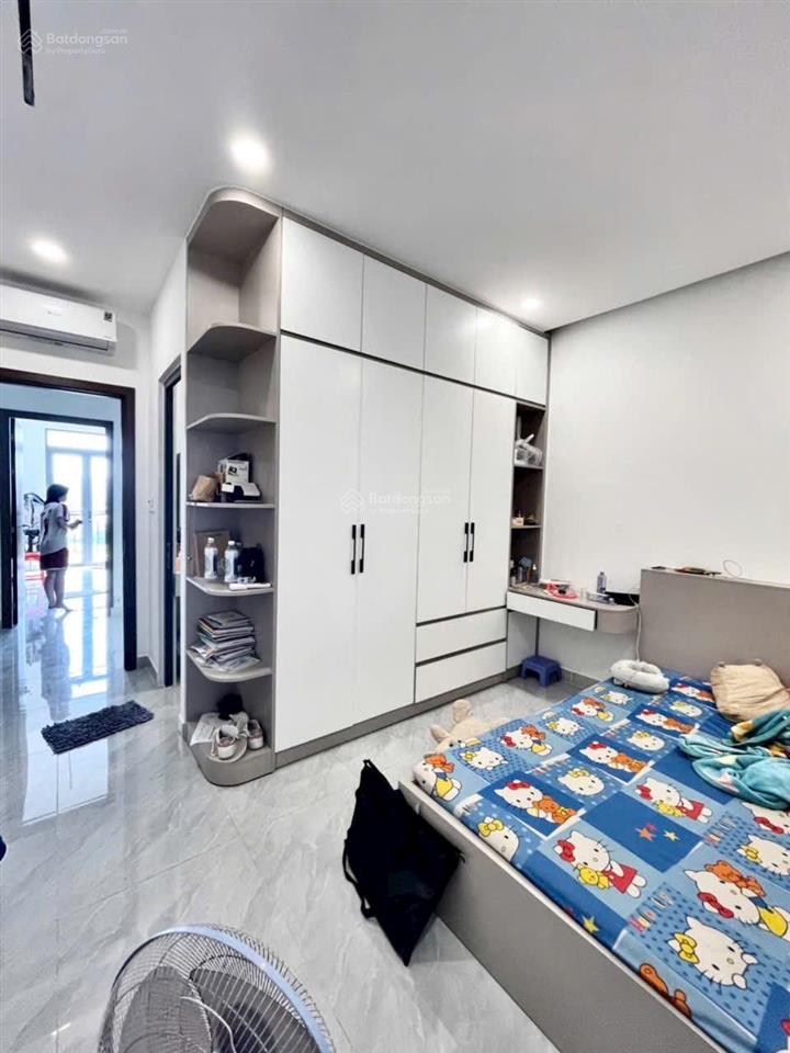 Bán nhà khu đồng bộ hẻm 390, ql 1a p
bình tân. giáp kdc vĩnh lộc . 1 trệt, lửng, 3 lầu,.giá 6.5 tỷ