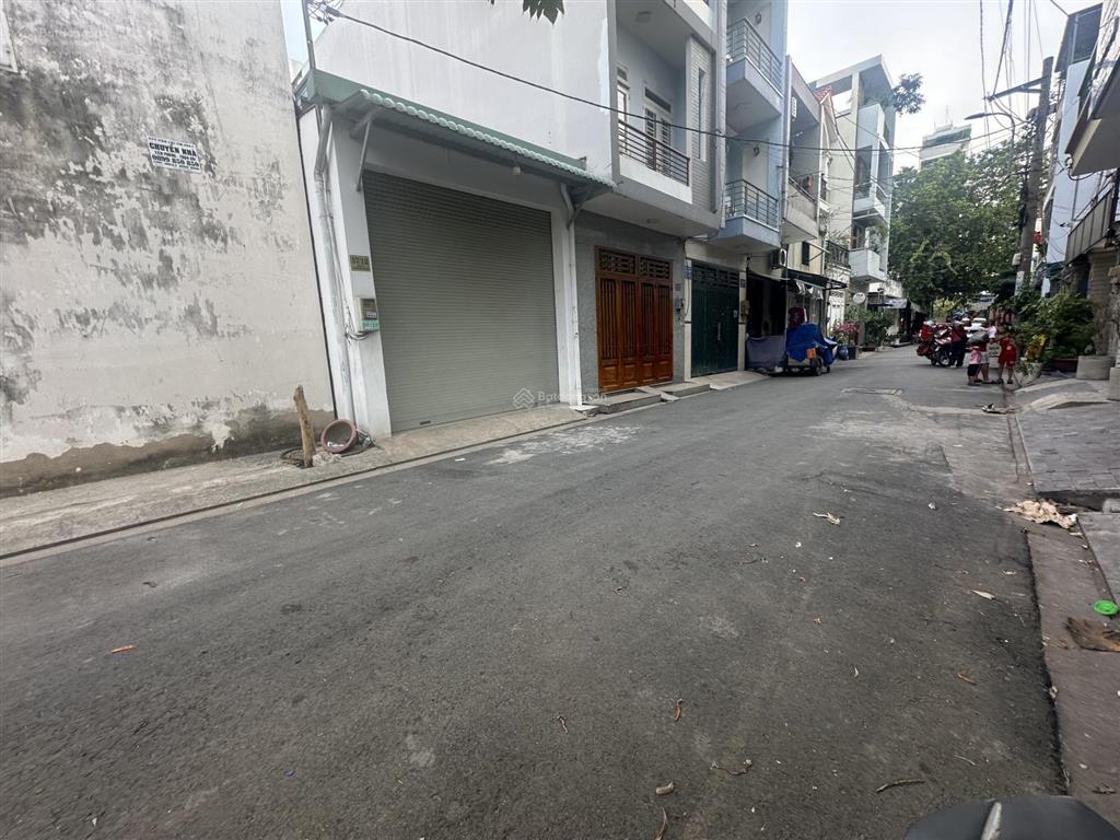 Bán đất đẹp đường số 18 bình hưng hòa bình tân. 4.22 x 12. cn đủ 50m xây dựng. hẻm 8m nhựa. 4.8 tỷ