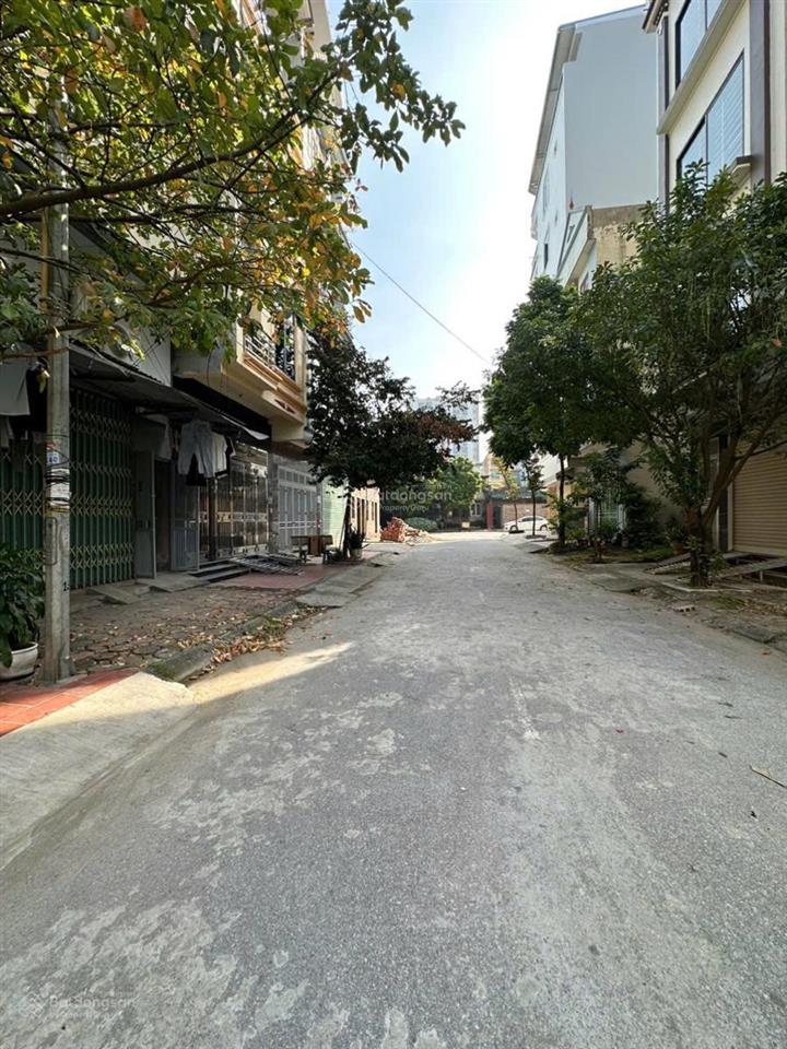 Cần bán đấu giá man bồi gốc găng nhà dân xây chắc chắn, dt 60m4 tầng nhỉnh 14 tỷ