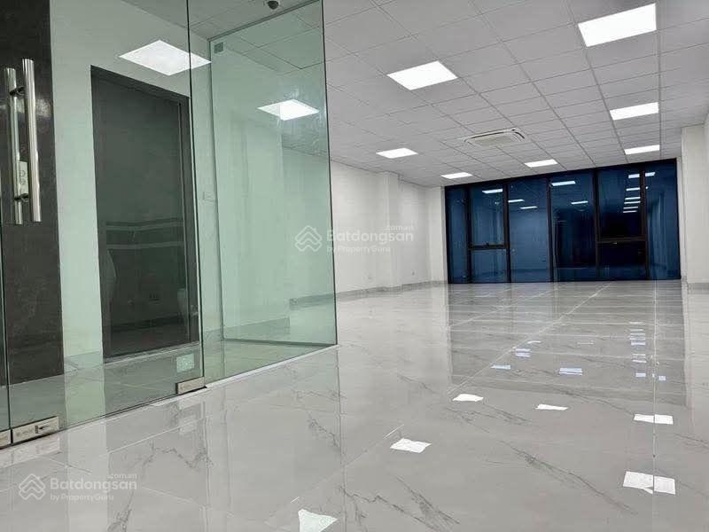 Bán gấp tòa nhà văn phòng vạn phúc, thang máy, có hầm, kinh doanh dt 80m2  7 tầng, nhỉnh 2x tỷ