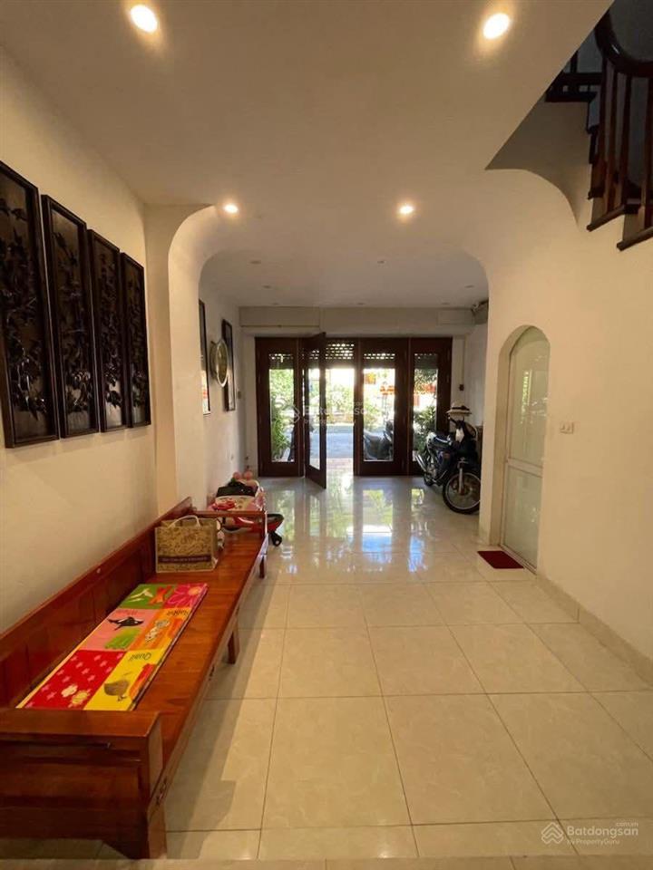 Chính chủ gửi bán gấp nhà phân lô ngô thị nhậm, dt 48m2  5 tầng, vị trí đẹp,chỉ 18 tỷ