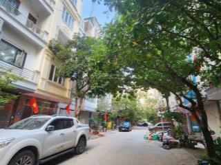 Bán đất tặng nhà 3 tầng,phân lô ô tô tránh,dt96mmt8m,không lỗi,vị trí cực hiếm bán,giá đầu tư.