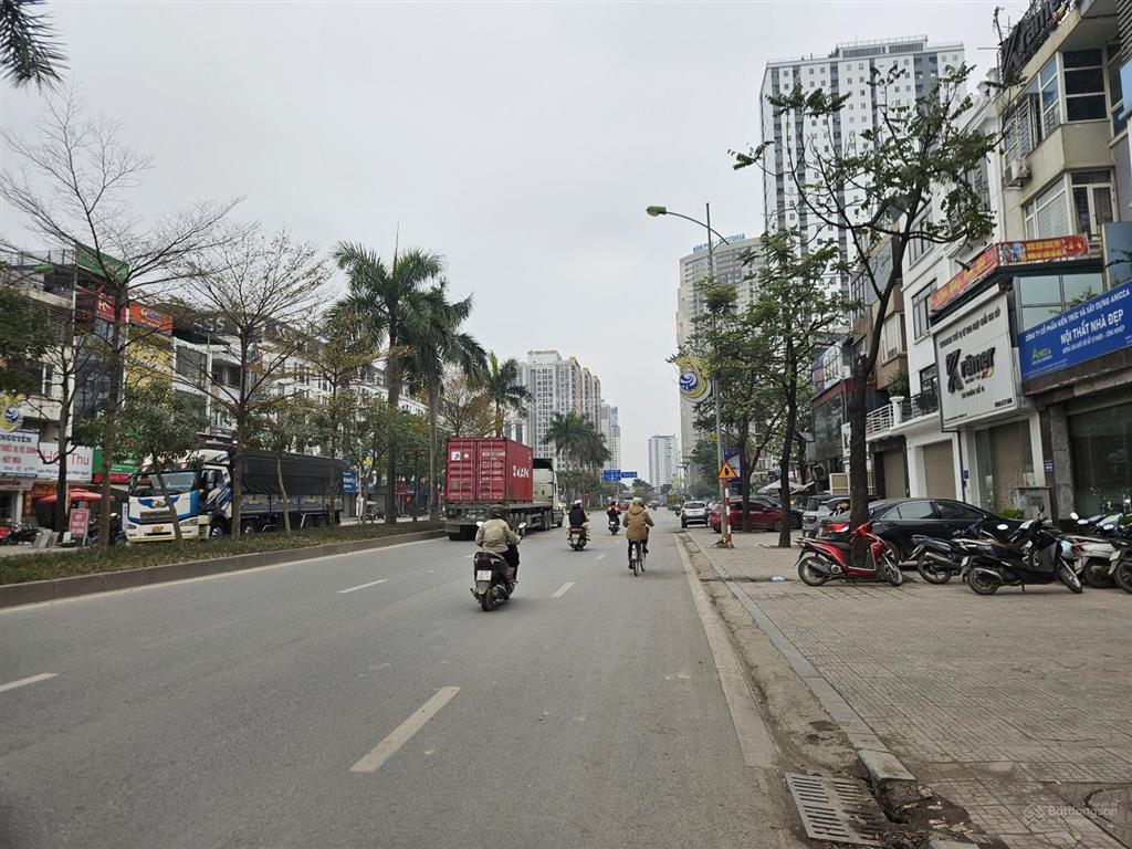 Bán gấp liền kề văn phúđường 42m kinh doanh đỉnh,dt 100 mt5m.