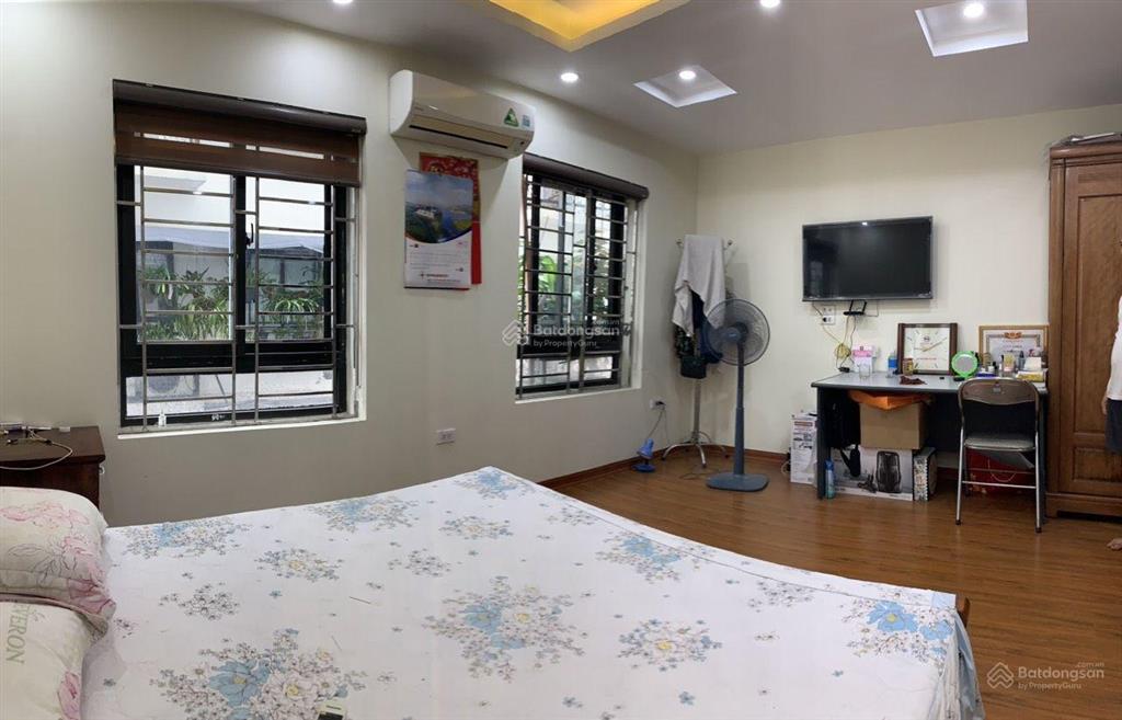 Giảm chào sốc 2 tỷ,bán gấp liền kề lacasta văn phú 2 mặt đườngkinh doanh,giá cực tốt,dt 75mmt5m