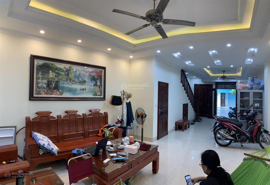 Giảm chào sốc 2 tỷ,bán gấp liền kề lacasta văn phú 2 mặt đườngkinh doanh,giá cực tốt,dt 75mmt5m