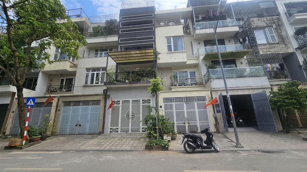 Hàng hiếm văn phú, dt 90m2  5 tầng, view biệt thự, nhỉnh 18 tỷ