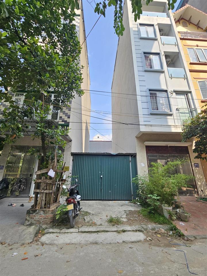 Bán gấp đất phân lô đấu giá ngô thị nhậm,ngay nhà thi đấu hà đông,dt 48mmt4m.