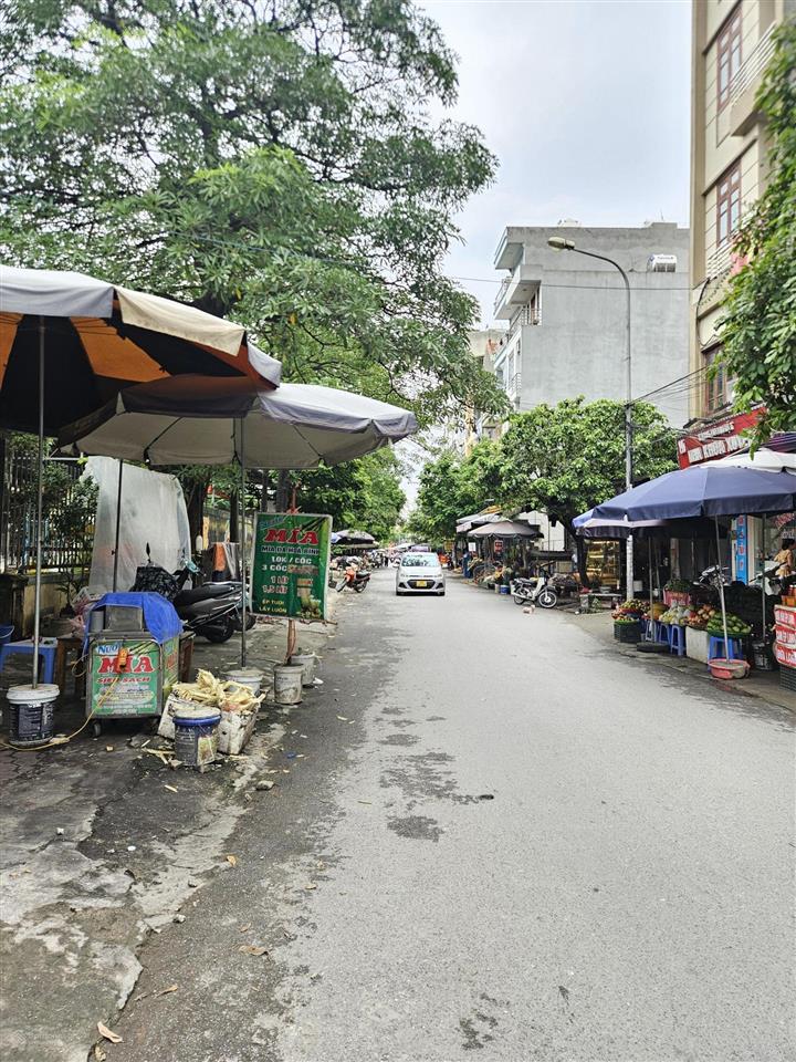 Bán gấp đất phân lô đấu giá ngô thị nhậm,ngay nhà thi đấu hà đông,dt 48mmt4m.