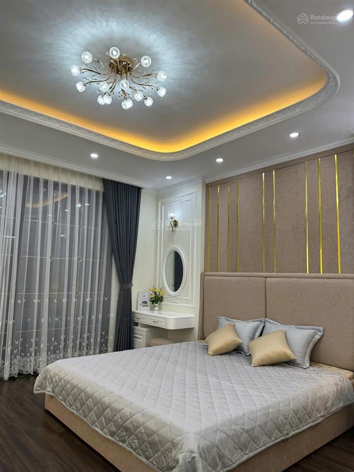 Giảm chào 3 tỷ,bán nhà phân lô ngô thị nhậm,dt 45m6 tầng,thang máy,tặng full nội thất,nhỉnh 16 tỷ