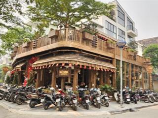 Lô góc biệt thự vip, view hồ, có hầm, dt 410m  4 tầng, mặt tiền siêu rộng.