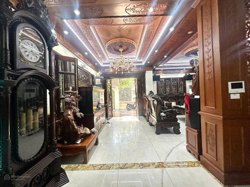 Chỉ 40 tỷ sở hữu biệt thự làng việt kiều châu âu, dt 150m  4 tầng, hoàn thiện, sẵn dòng tiền.