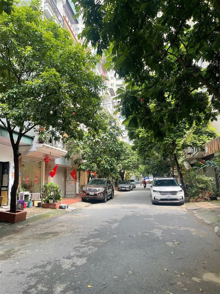 Chính chủ gửi bán gấp nhà phân lô ngô thị nhậm, dt 48m²  5 tầng, vị trí đẹp, chỉ 18 tỷ
