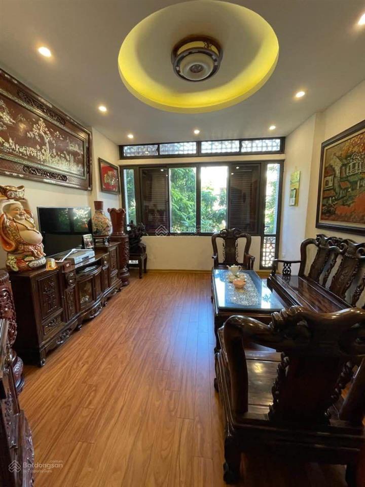 Chính chủ gửi bán gấp nhà đường ngô thì nhậm  nhà dân xây  ô chờ thang máy, 5 tầng, nhỉnh 15 tỷ