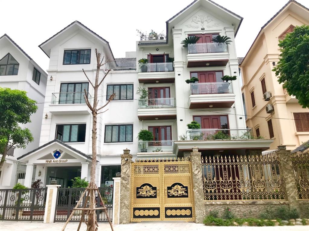 Giảm sốc 10 tỷ, biệt thự kinh doanh mặt đường đôi dương nội, dt 250m  4 tầng nổi + 1 hầm, giá tốt.