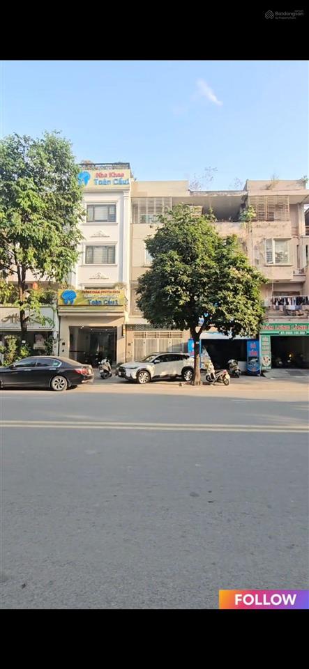Ngộp bank 10 tỷ, bán gấp lk văn phú, dt 90m, đường 30m, kinh doanh, ngay công viên 365, nhỉnh 20 tỷ