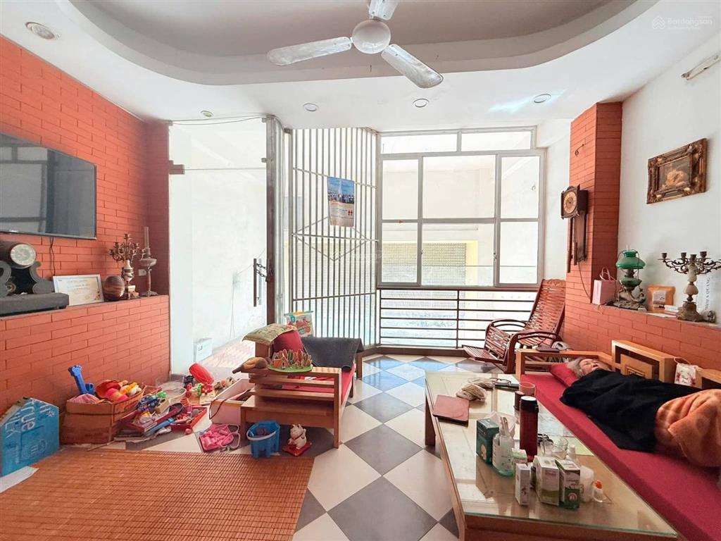 Nhà 7 tầng 86m2 giá 47,5 tỷ tại giang văn minh