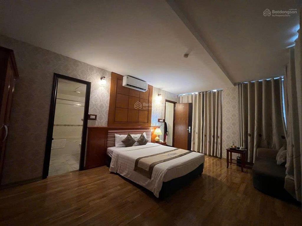 Khách sạn 15 tầng 150m2  giá 170 tỷ  mặt phố nguyễn trường tộ